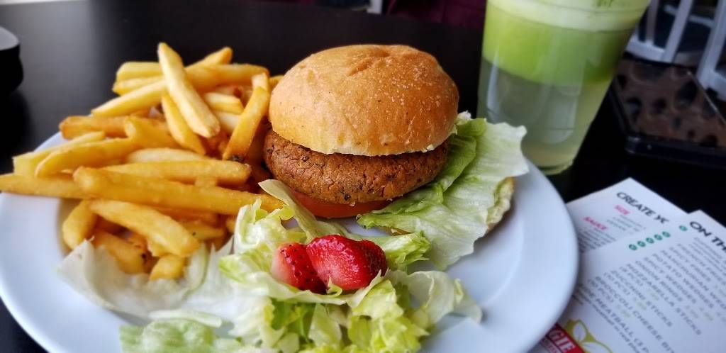 Veggie Crust - Brookline | restaurant | 8 Cypress St, Brookline, MA 02445, USA | 6173835884 OR +1 617-383-5884