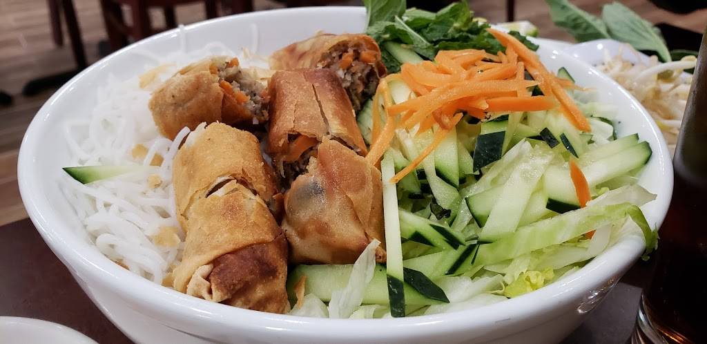 Pho Viet Restaurant | restaurant | 1441 Wesel Blvd, Hagerstown, MD 21740, USA | 3017455030 OR +1 301-745-5030