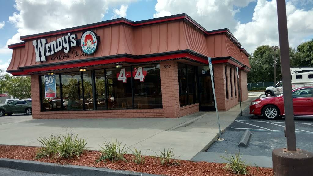 Wendys | restaurant | 1507 E Fowler Ave, Tampa, FL 33612, USA | 8139714370 OR +1 813-971-4370