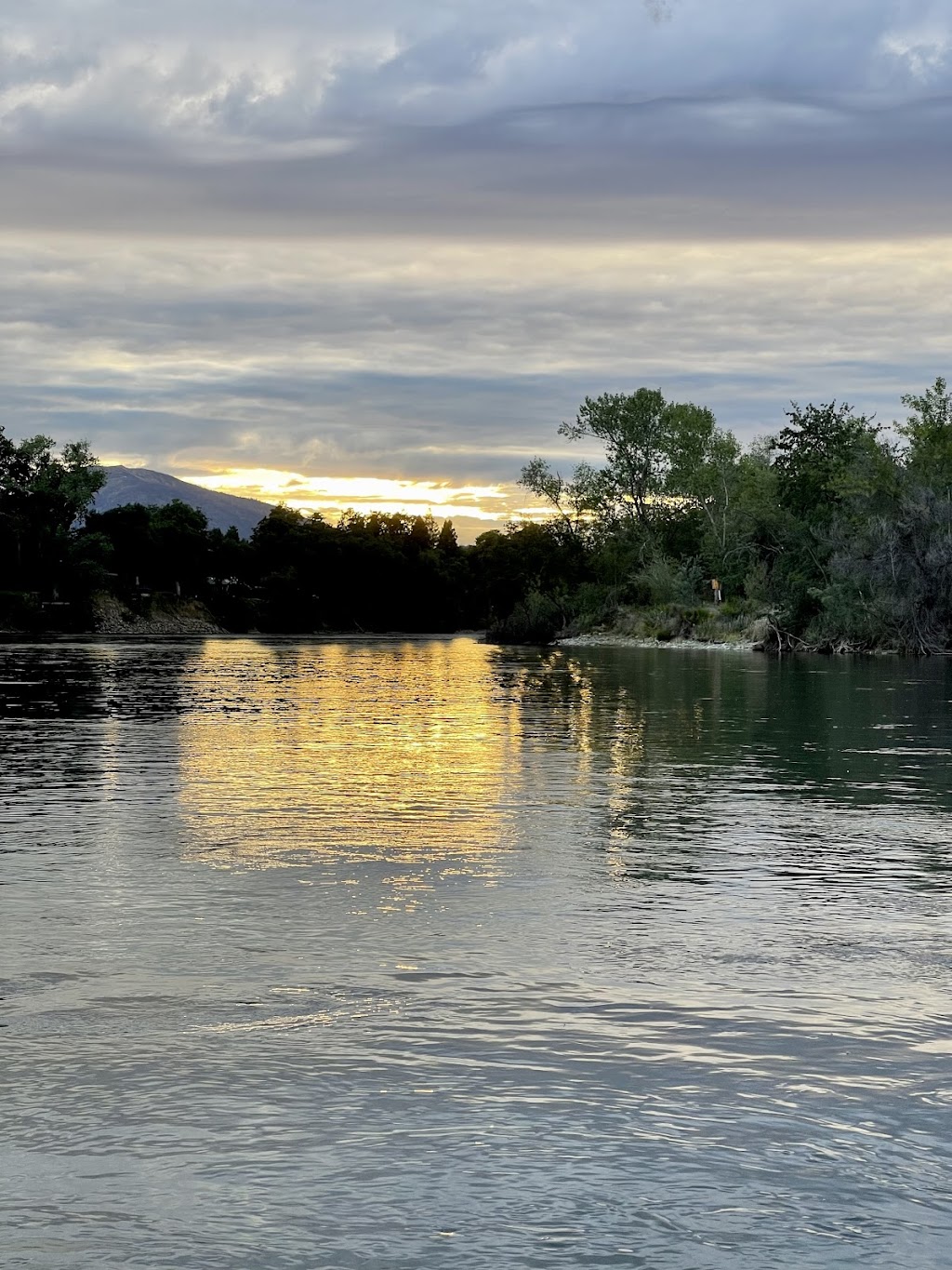 River Romance Dinner Cruises | restaurant | 2030 Marlene Ct, Redding, CA 96002, USA | 5302222728 OR +1 530-222-2728