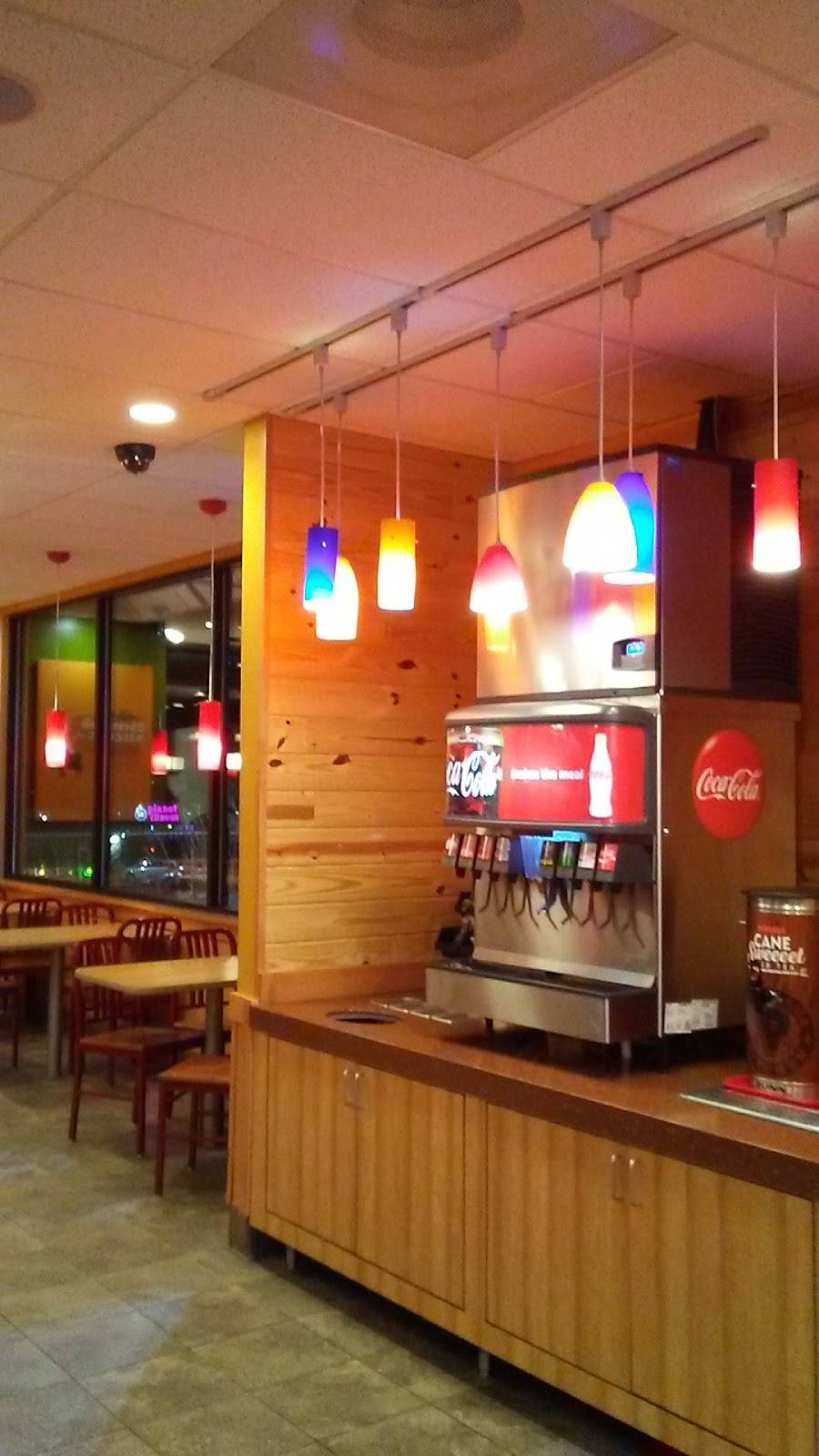 Popeyes Louisiana Kitchen | restaurant | 3401 E Ave NW, Cedar Rapids, IA 52405, USA | 3192002130 OR +1 319-200-2130