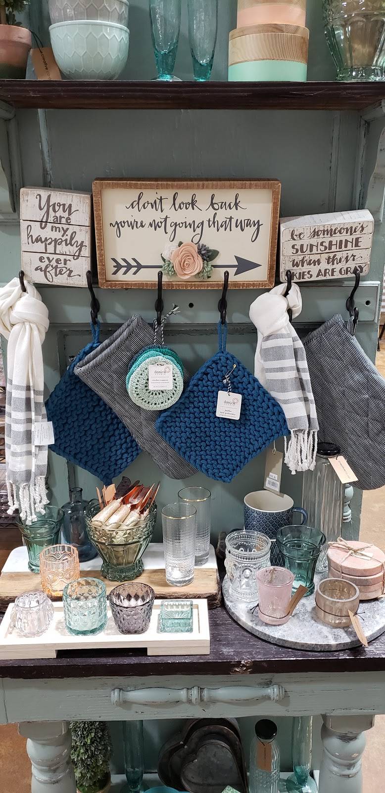 Orvs Shell & Orvs Chicken Shack | restaurant | 180 North Virginia St, Williams, CA 95987, USA | 5304735555 OR +1 530-473-5555