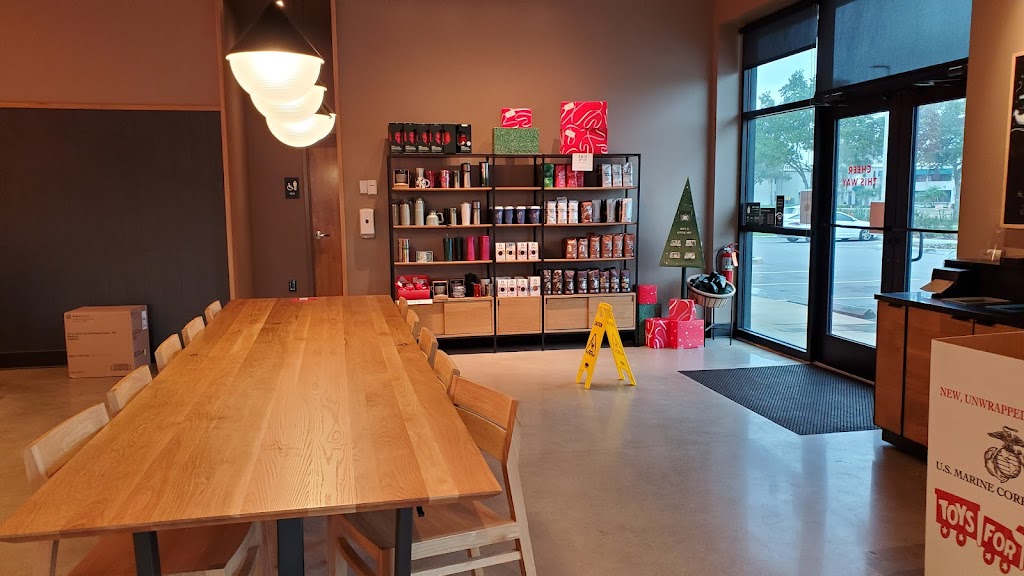 Starbucks | cafe | 6184 N U.S. Hwy 41, Apollo Beach, FL 33572, USA | 8137965056 OR +1 813-796-5056