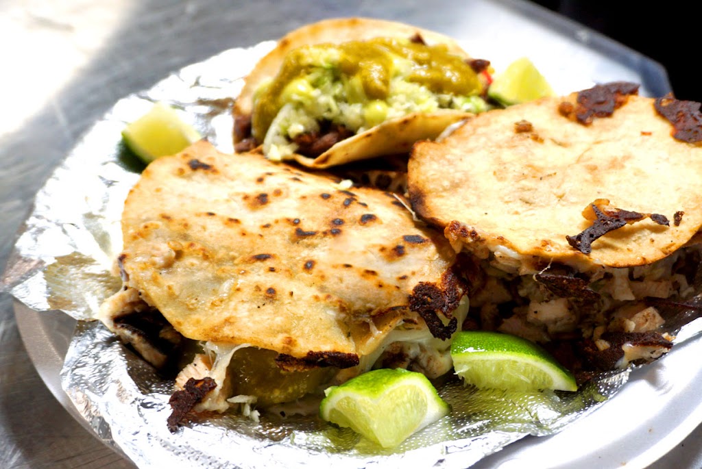 Charlies Tacos | restaurant | 727 W Camelback Rd, Phoenix, AZ 85013, USA | 6022650224 OR +1 602-265-0224