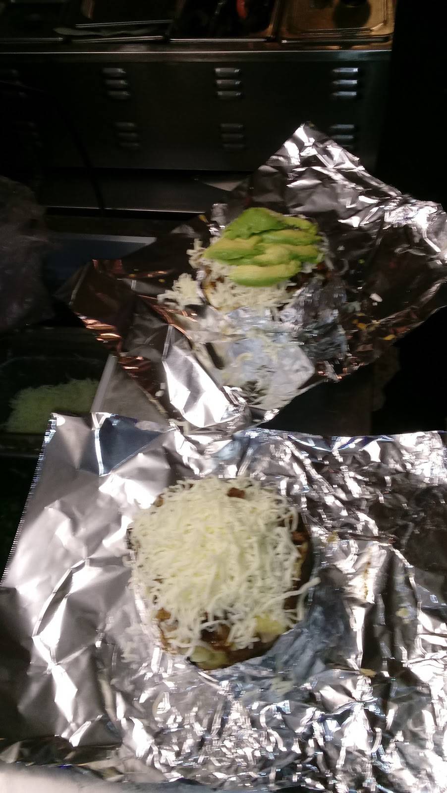 Tacos El Compa PepeChuy | restaurant | Freeport St, Houston, TX 77015, USA | 8326707583 OR +1 832-670-7583