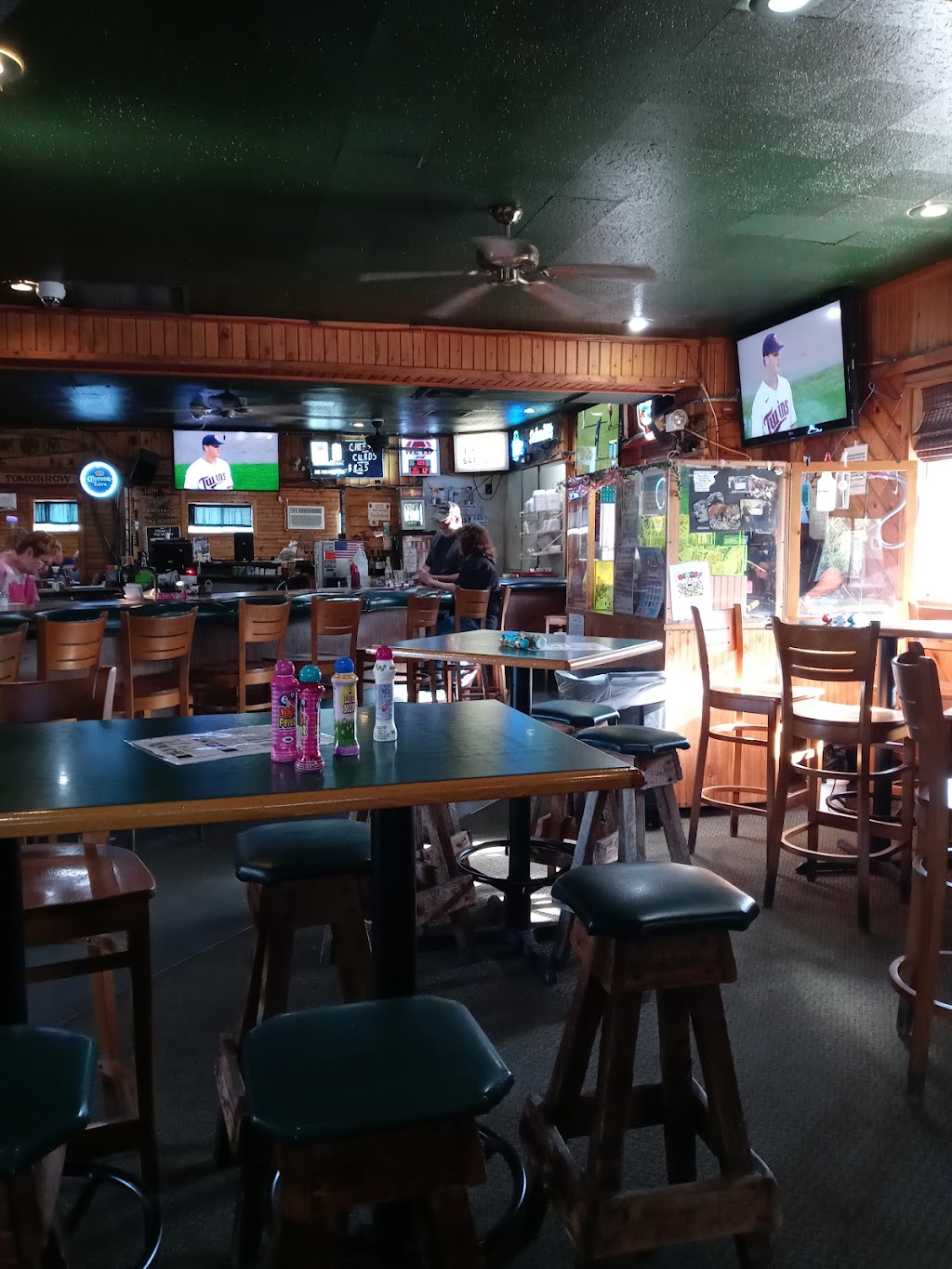 Gallaghers Bar | restaurant | 888 Ohio St, West St Paul, MN 55118, USA | 6514558150 OR +1 651-455-8150