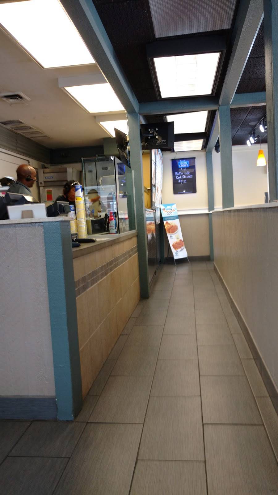 Long John Silvers | restaurant | 5023 S 108th St, Omaha, NE 68137, USA | 4025922600 OR +1 402-592-2600