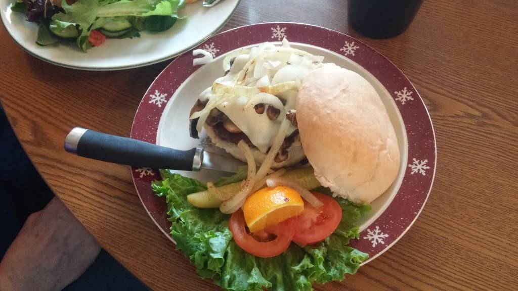 Lake Holcombe Cafe | restaurant | 26314 276th St, Holcombe, WI 54745, USA | 7155956025 OR +1 715-595-6025