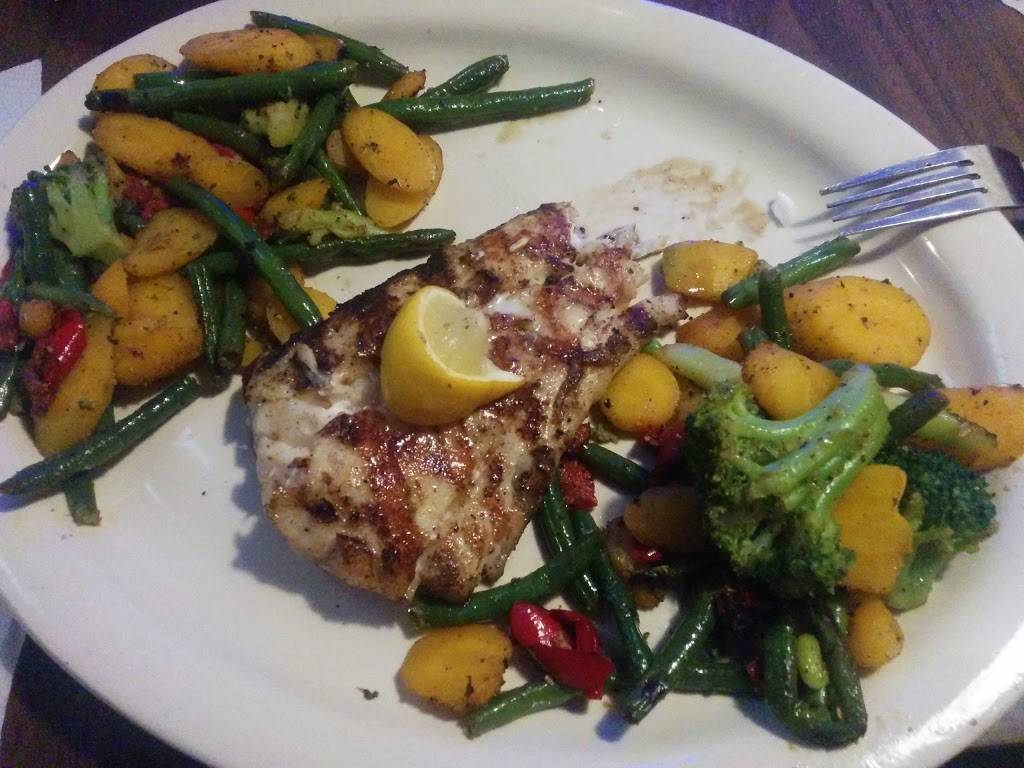 Blue Lagoon Saloon | restaurant | 4120 US-27, Sebring, FL 33870, USA | 8634716001 OR +1 863-471-6001