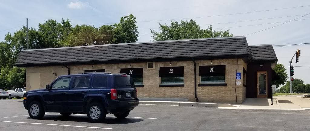 Montes Riverside Inn | restaurant | 903 Norris Dr, Ottawa, IL 61350, USA | 8154345000 OR +1 815-434-5000