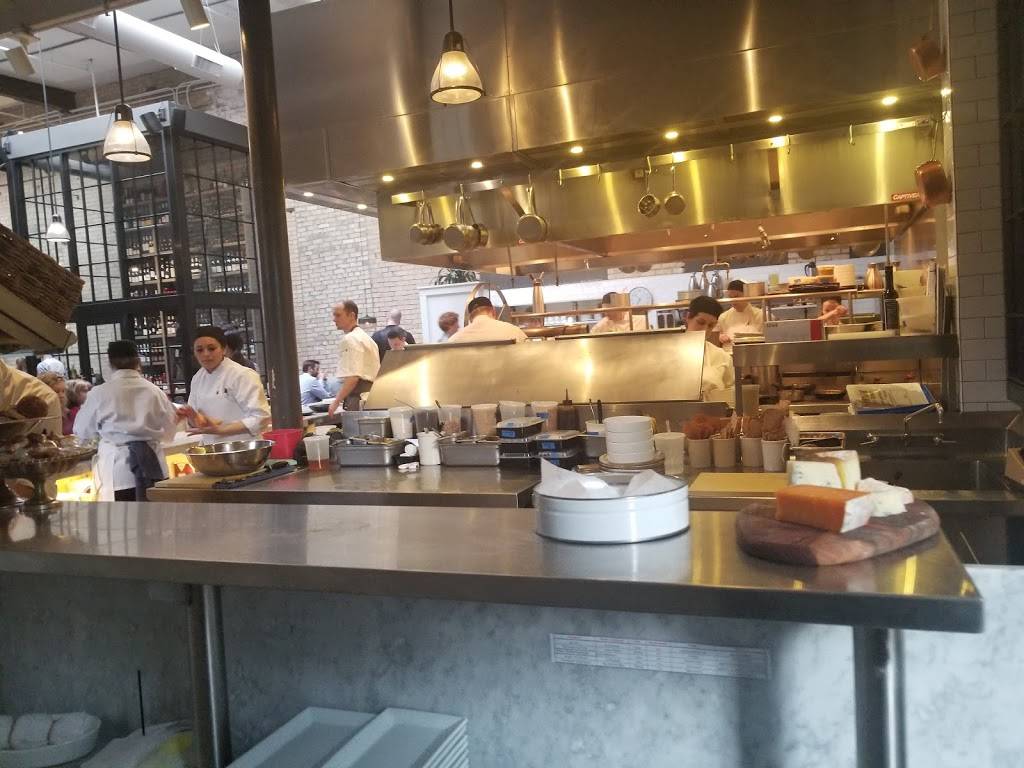 Spoon and Stable | restaurant | 211 N 1st St, Minneapolis, MN 55401, USA | 6122249850 OR +1 612-224-9850