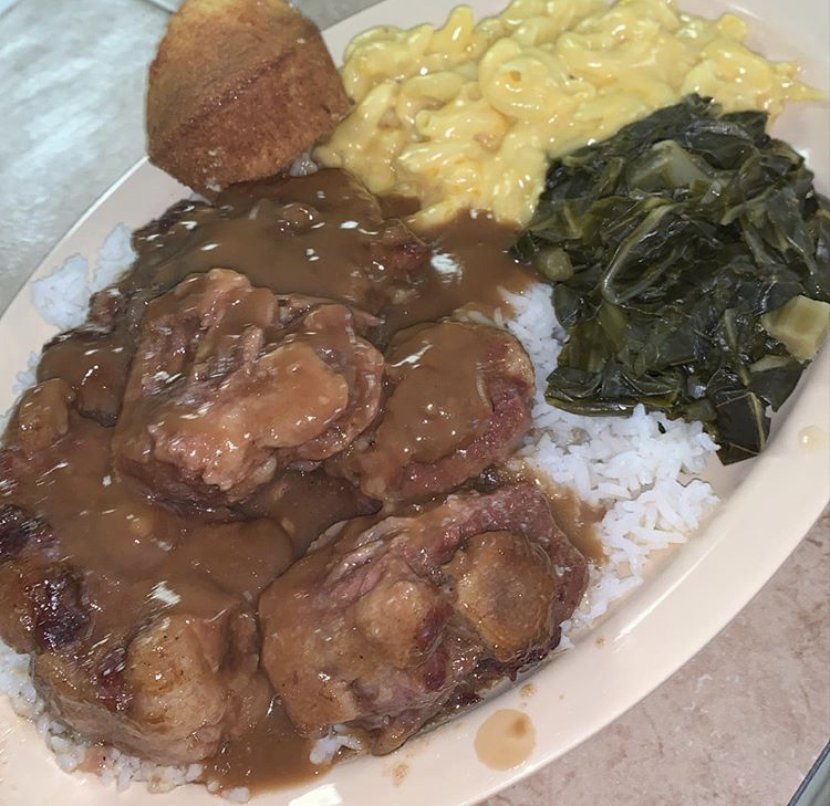 Big Dawg’s | restaurant | 12611 Woodforest Blvd Suite E, Houston, TX 77015, USA | 7139936241 OR +1 713-993-6241