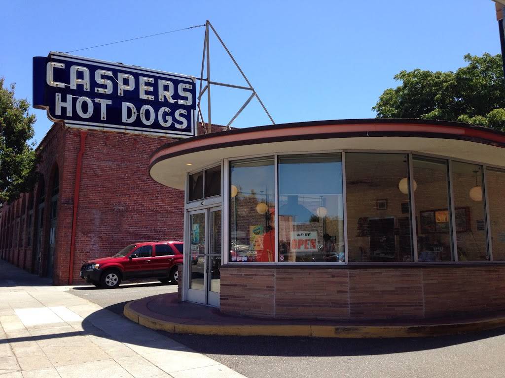 Caspers Hot Dogs Hayward | restaurant | 951 C St, Hayward, CA 94541, USA | 5105377300 OR +1 510-537-7300