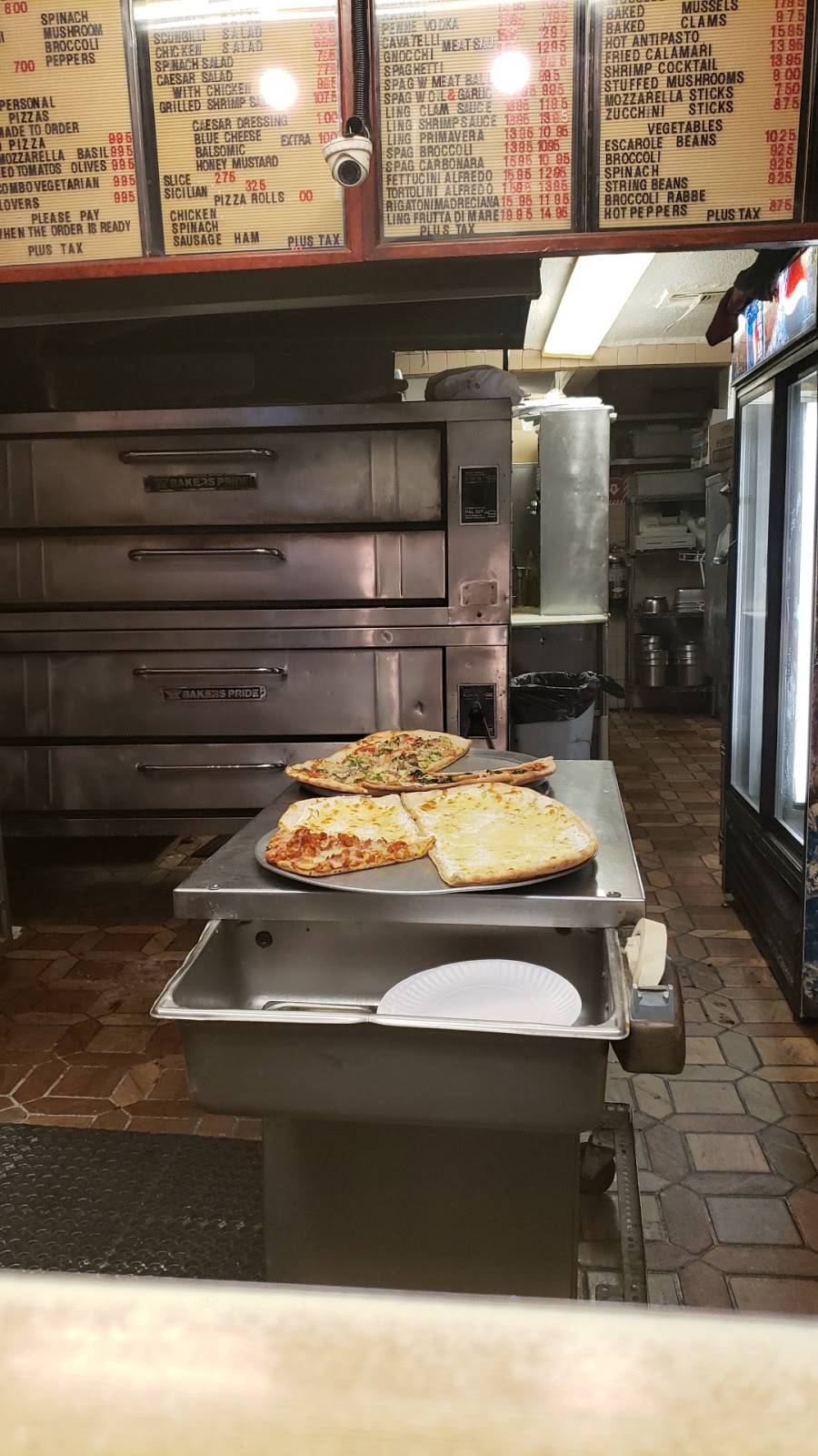 Pizza King | restaurant | 34 Gramatan Ave, Mt Vernon, NY 10550, USA | 9146680548 OR +1 914-668-0548