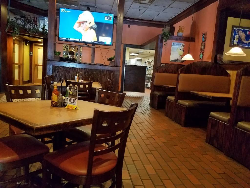 Lunada Mexican Grill & Cantina | restaurant | 3861 Park Mill Run Dr, Hilliard, OH 43026, USA | 6147777996 OR +1 614-777-7996
