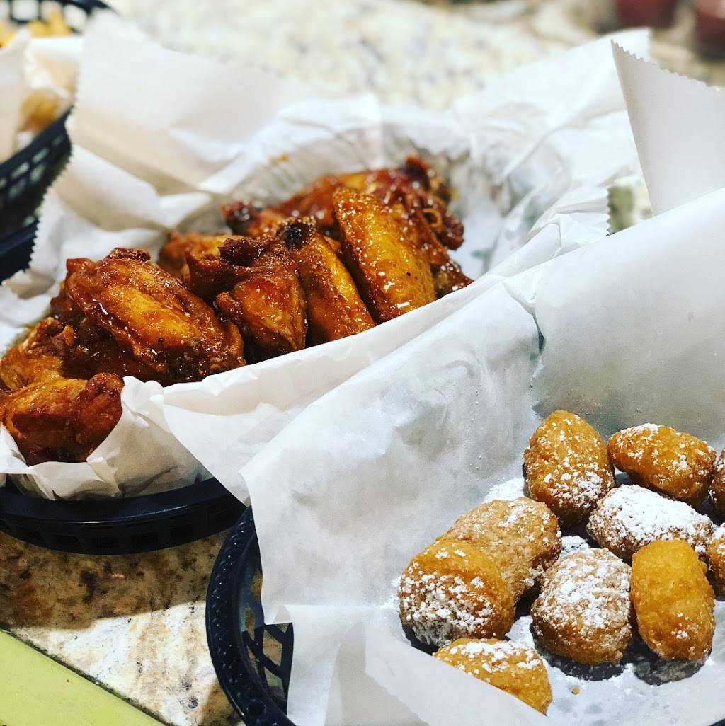 Phatz Chick N Shack | restaurant | 412 US-1, Fort Pierce, FL 34950, USA | 7728824838 OR +1 772-882-4838