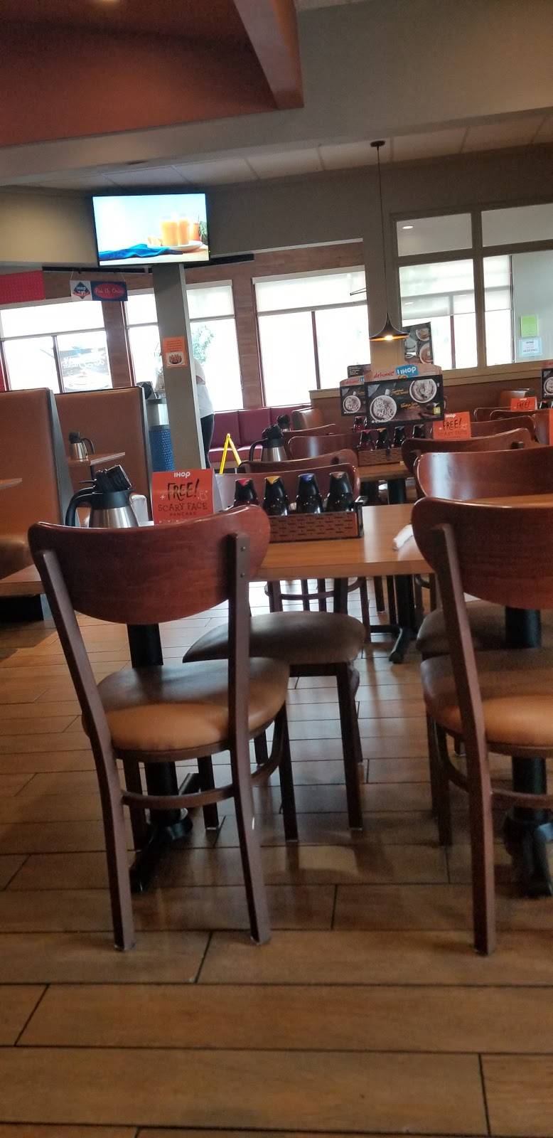 IHOP | bakery | 9540 Colerain Ave, Cincinnati, OH 45251, USA | 5133850029 OR +1 513-385-0029