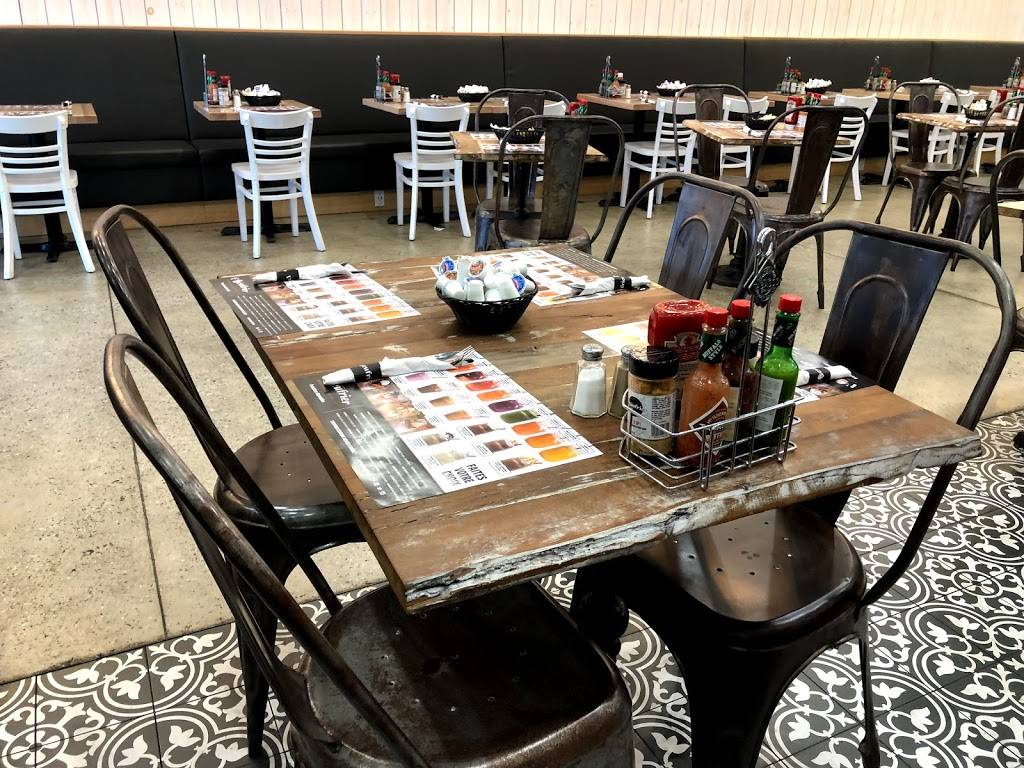 LOeufrier St Leonard | restaurant | 9472 Boulevard Lacordaire, Saint-Léonard, QC H1R 3N3, Canada | 5143286140 OR +1 514-328-6140