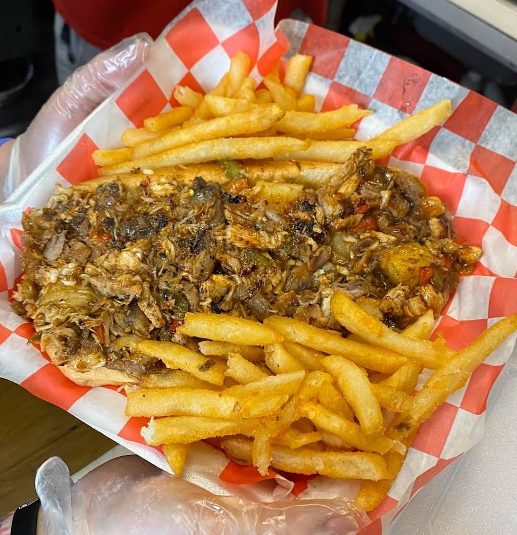 Gorilla Bobs Grub Shack | restaurant | 8503 Terry Rd, Louisville, KY 40258, USA | 5027050286 OR +1 502-705-0286