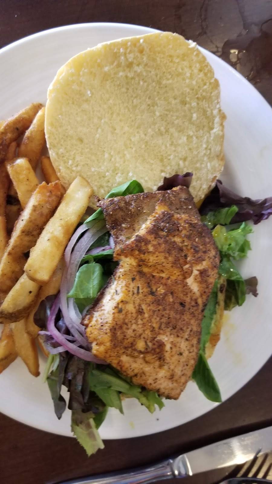 Anthonys At Paxon | restaurant | 850 Paxon Hollow Rd, Broomall, PA 19008, USA | 6103530220 OR +1 610-353-0220