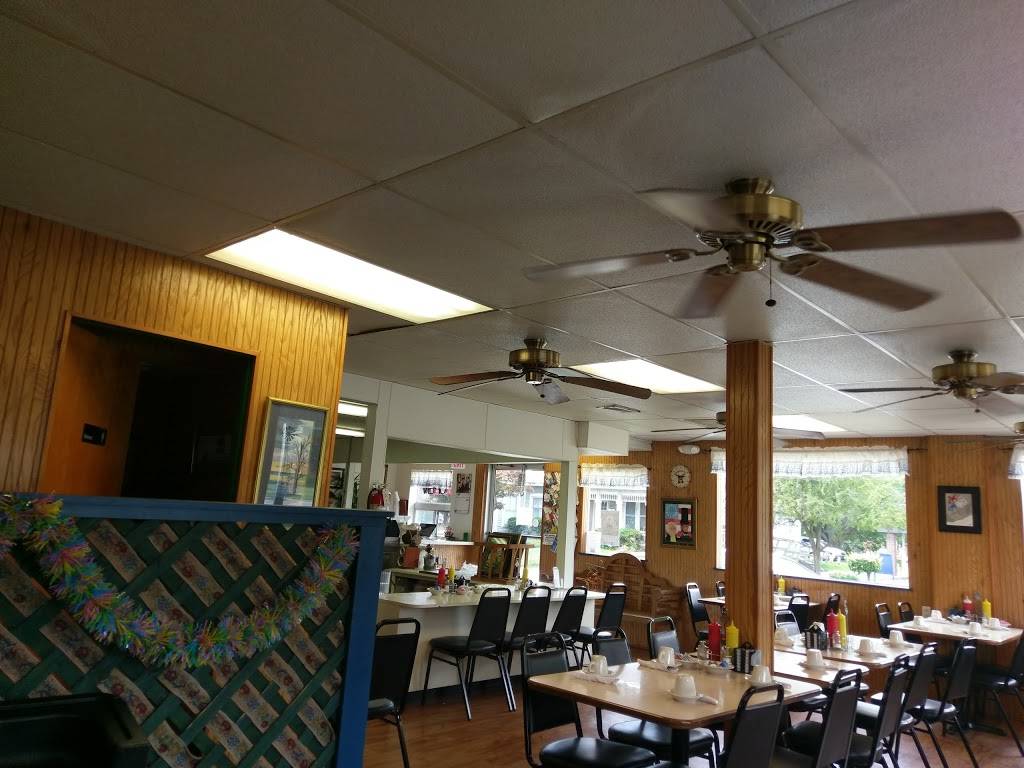 Johnstown Family Restaurant | restaurant | 65 W Coshocton St, Johnstown, OH 43031, USA | 7408178067 OR +1 740-817-8067