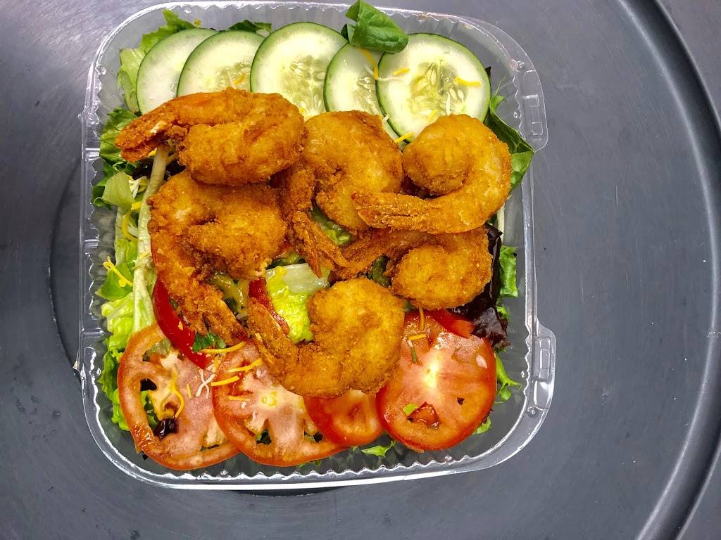 Sharks Fish & Chicken | restaurant | 1823 West Virginia Ave NE, Washington, DC 20002, USA | 2026350700 OR +1 202-635-0700