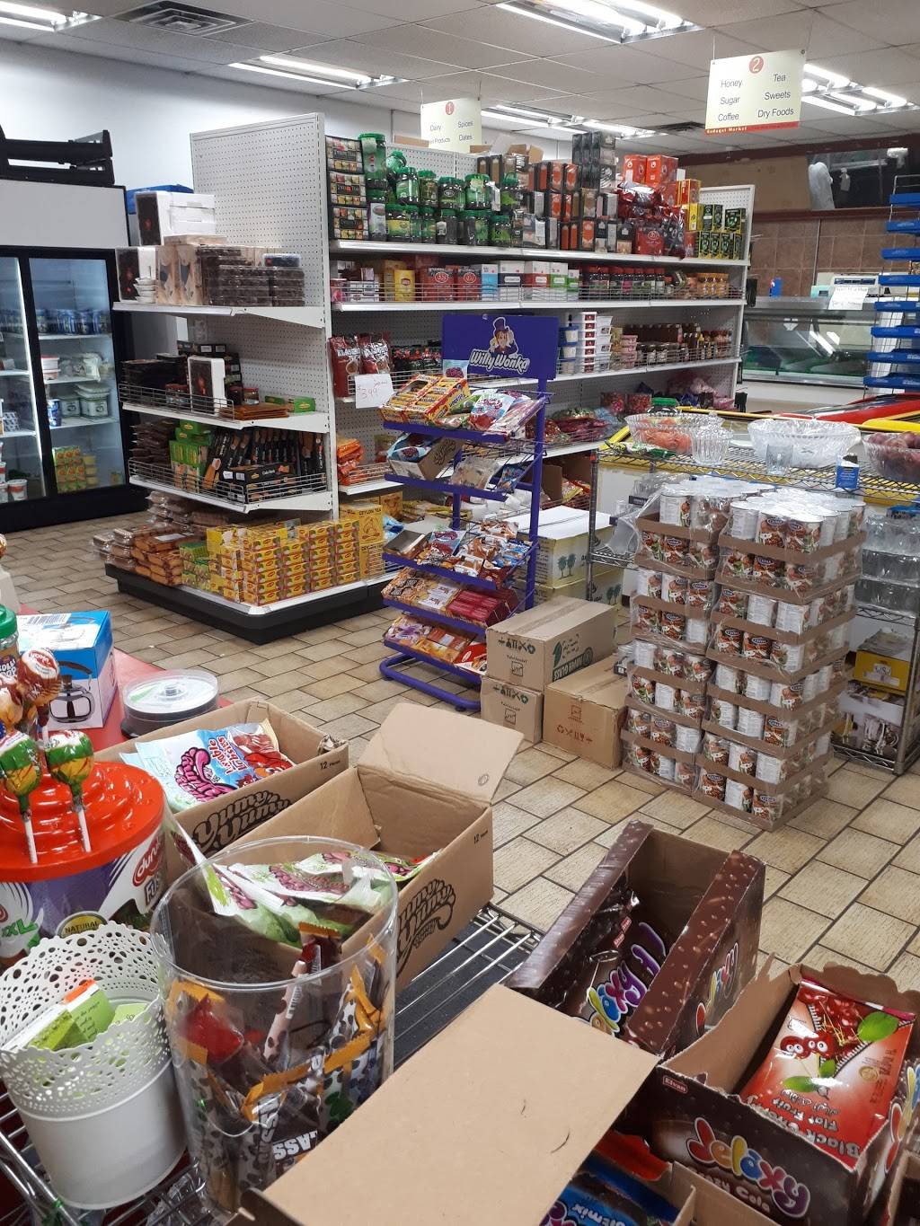 Sadaqat Halal Food Market | bakery | 427 Belmont Ave W, Kitchener, ON N2M 1N2, Canada | 5195847100 OR +1 519-584-7100