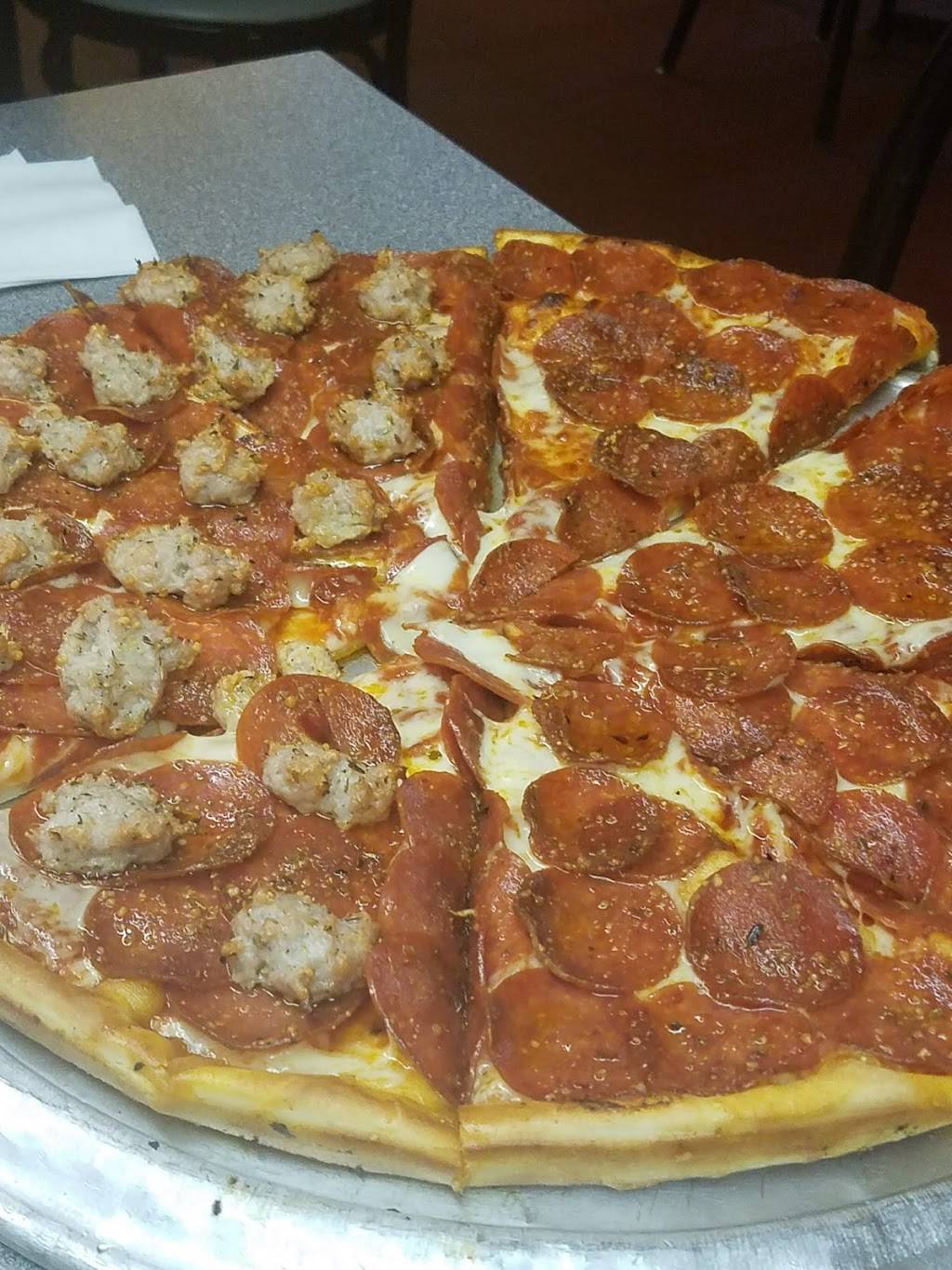 A Taste Of The Big Apple | meal delivery | 104 W Broadway St, Owatonna, MN 55060, USA | 5074553633 OR +1 507-455-3633