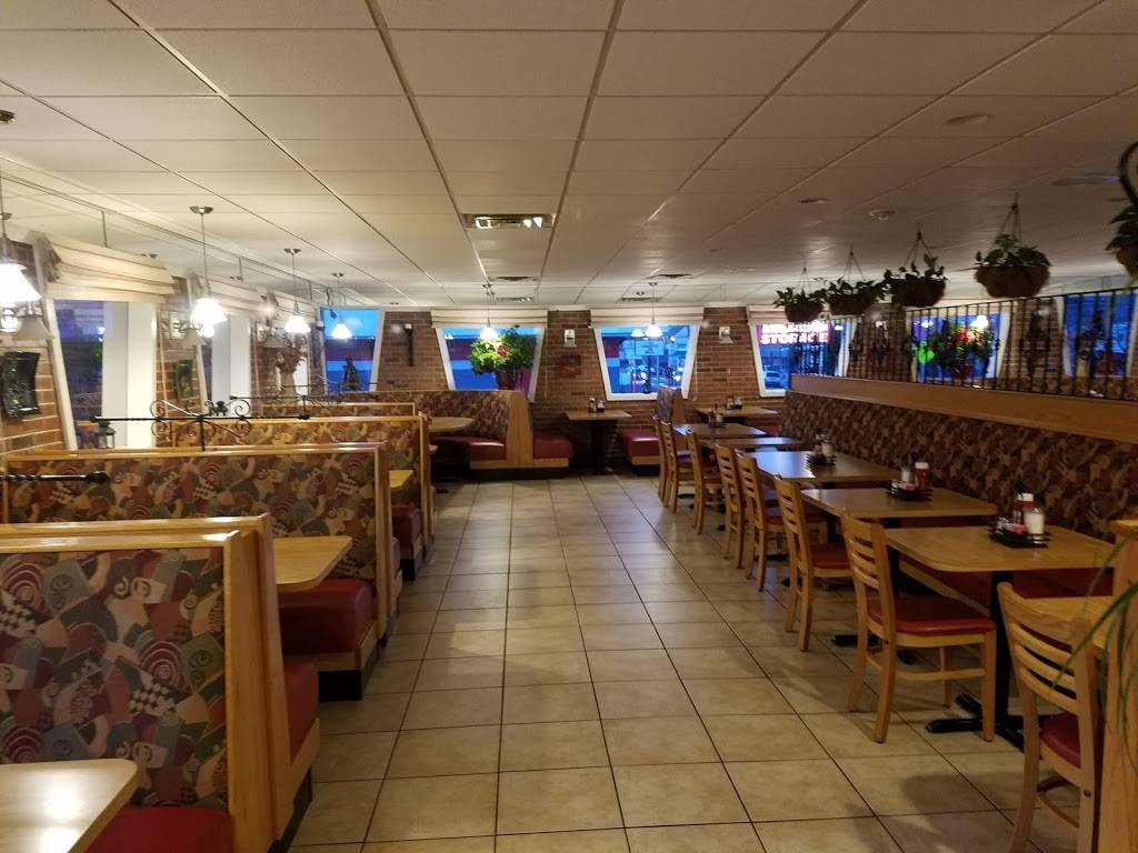 Daivas Grille | restaurant | 6750 Ridge Ave, Philadelphia, PA 19128, USA | 2155084400 OR +1 215-508-4400