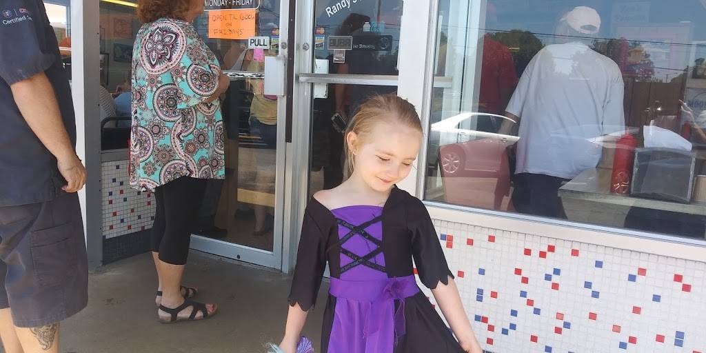 Kens Fast Foods | restaurant | 505 College St W, Fayetteville, TN 37334, USA | 9314331614 OR +1 931-433-1614