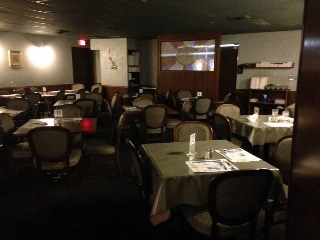 Mer & Jackies Supper Club | restaurant | 4899 County Rd Ee, Appleton, WI 54913, USA | 9207347407 OR +1 920-734-7407