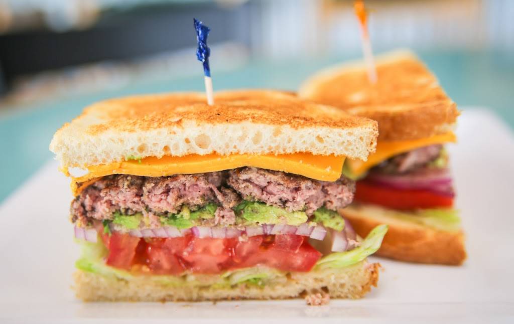 Burger City | restaurant | 500 Elmira Rd # A, Vacaville, CA 95687, USA | 7074483377 OR +1 707-448-3377