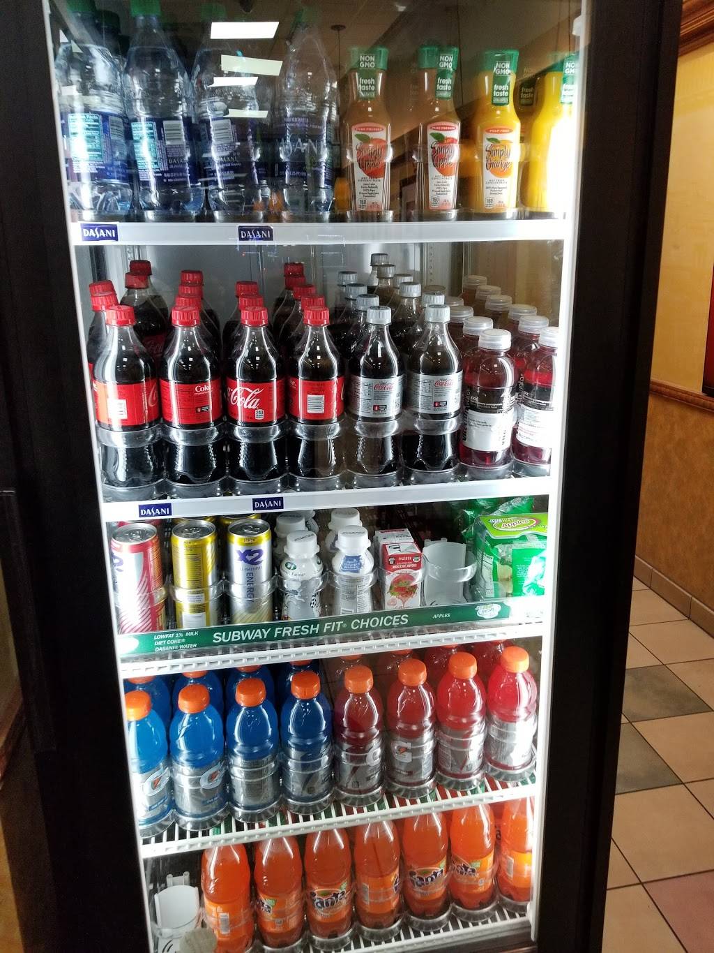 Subway Restaurants | restaurant | 6920 S Ashland Ave Unit D, Chicago, IL 60636, USA | 7737763540 OR +1 773-776-3540