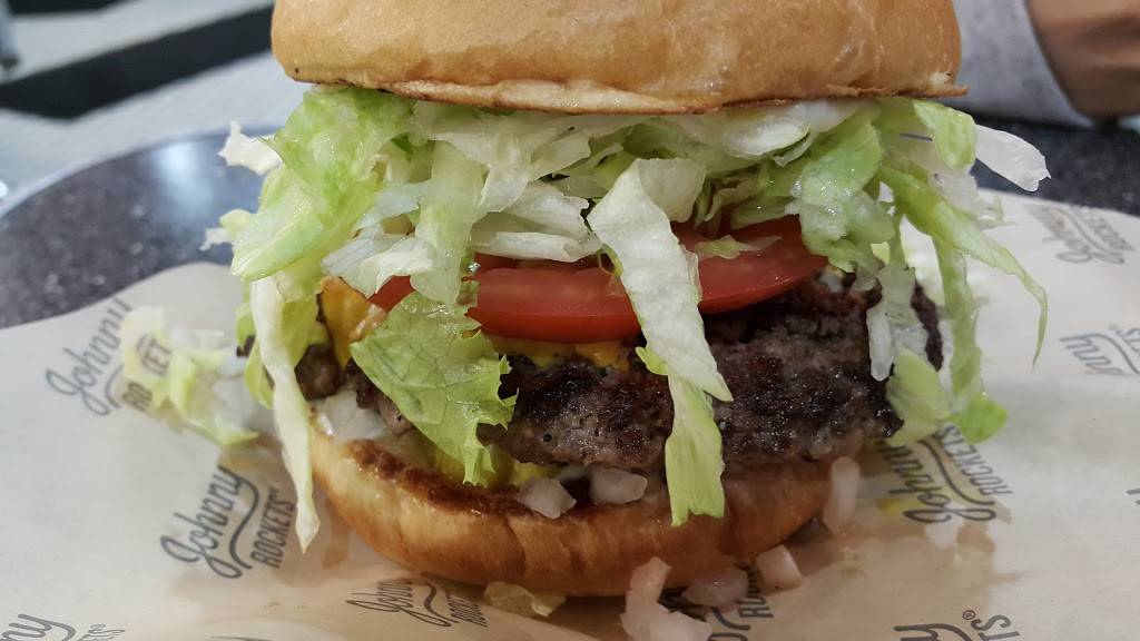 Johnny Rockets | restaurant | 6801 Hollywood Blvd Suite 325, Los Angeles, CA 90028, USA | 3234654456 OR +1 323-465-4456