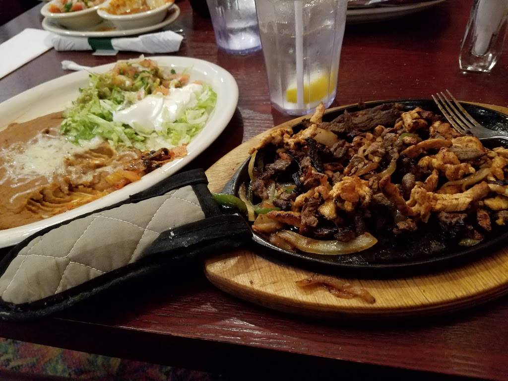 El Rodeo | restaurant | 3113 Smith Valley Rd A, Greenwood, IN 46142, USA | 3178830379 OR +1 317-883-0379