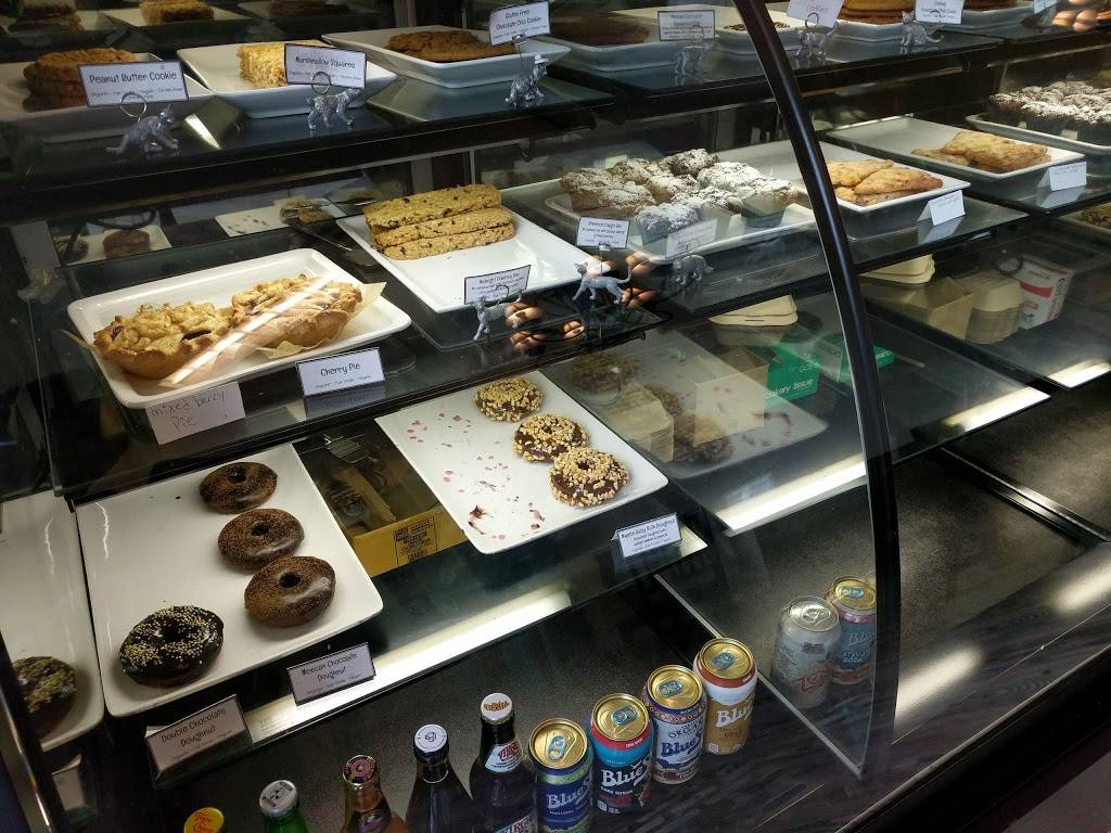 Fat Cats Organic Coffee & Desserts | bakery | 7020 Easy Wind Dr Suite 140, Austin, TX 78752, USA | 5122962960 OR +1 512-296-2960