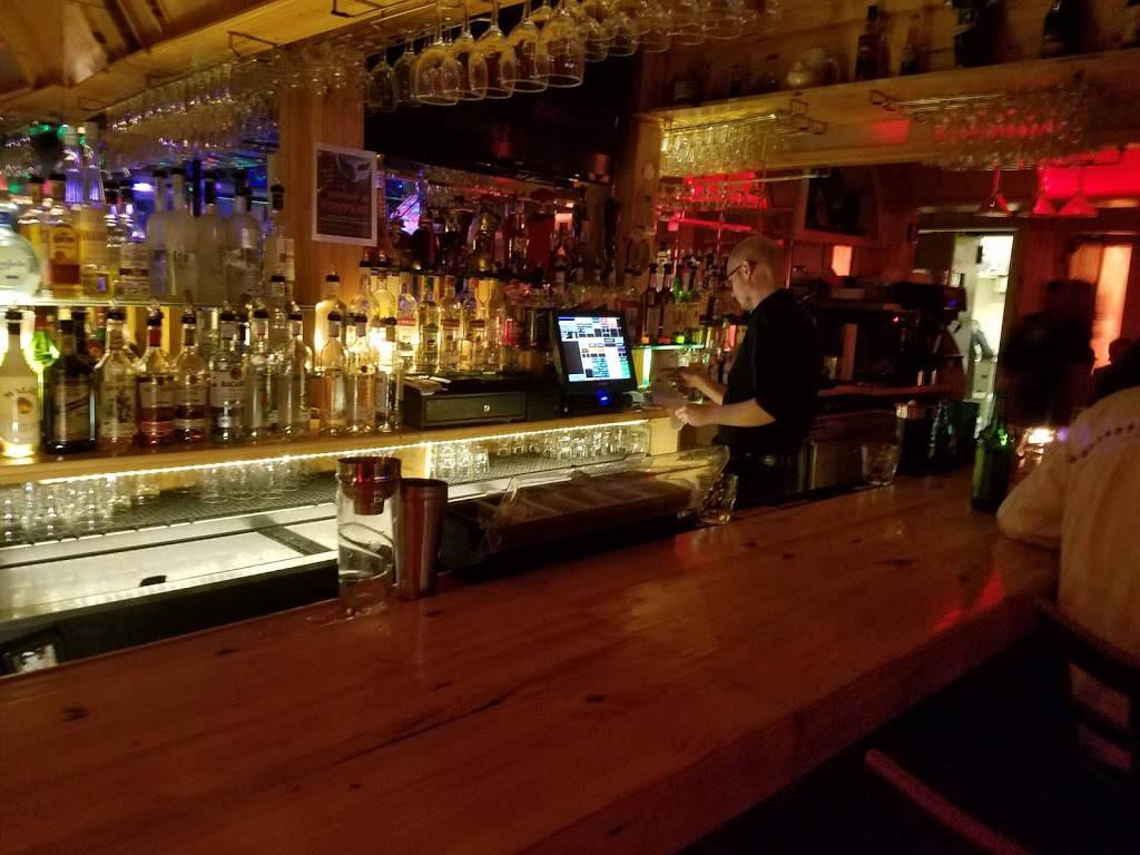 Hunters Restaurant & Lounge | restaurant | 7232 W Diversey Ave, Elmwood Park, IL 60707, USA | 7084534430 OR +1 708-453-4430