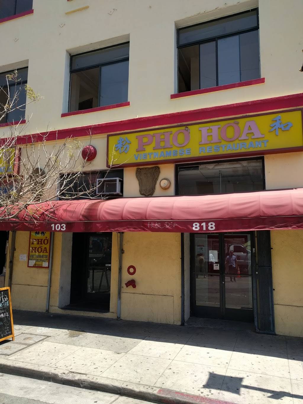 Pho Hoa Vietnamese Restaurant | restaurant | 818 N Spring St, Los Angeles, CA 90012, USA | 2134850074 OR +1 213-485-0074