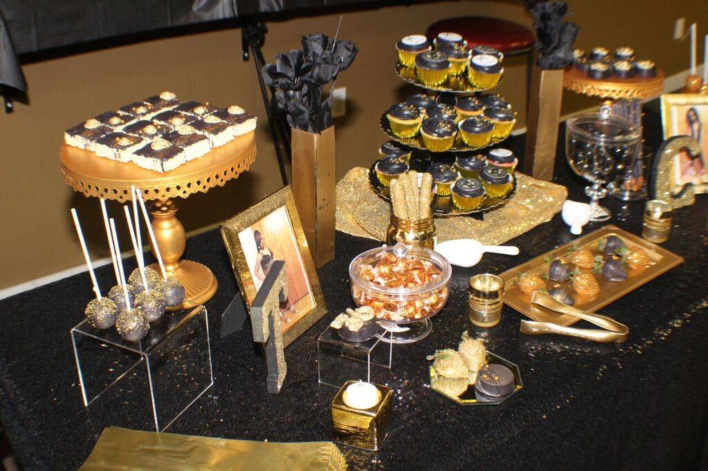 Anthonys Place | restaurant | 389 S Green Rd, Cleveland, OH 44121, USA | 2165317085 OR +1 216-531-7085