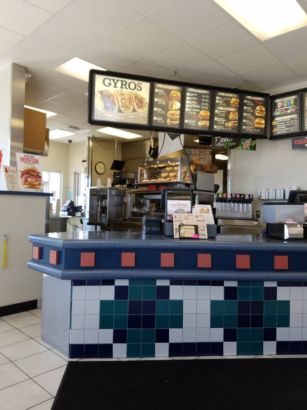 Arbys | restaurant | 3285 Cedar Hedge Ln, Green Bay, WI 54311, USA | 9208632299 OR +1 920-863-2299