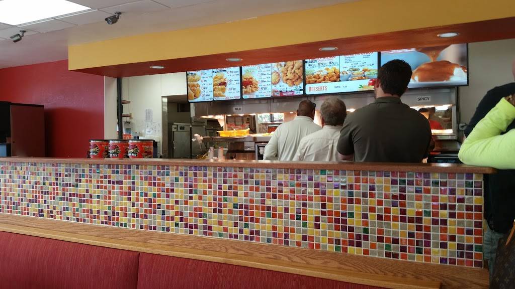 Popeyes Louisiana Kitchen | restaurant | 2225 W New Haven Ave, Melbourne, FL 32904, USA | 3217681776 OR +1 321-768-1776