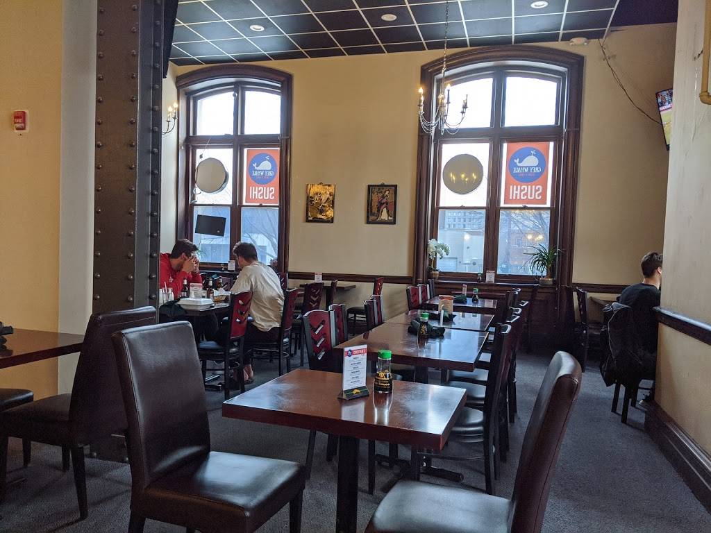 Grey Whale Sushi & Grill | restaurant | 129 N 10th St #113, Lincoln, NE 68508, USA | 4023278888 OR +1 402-327-8888