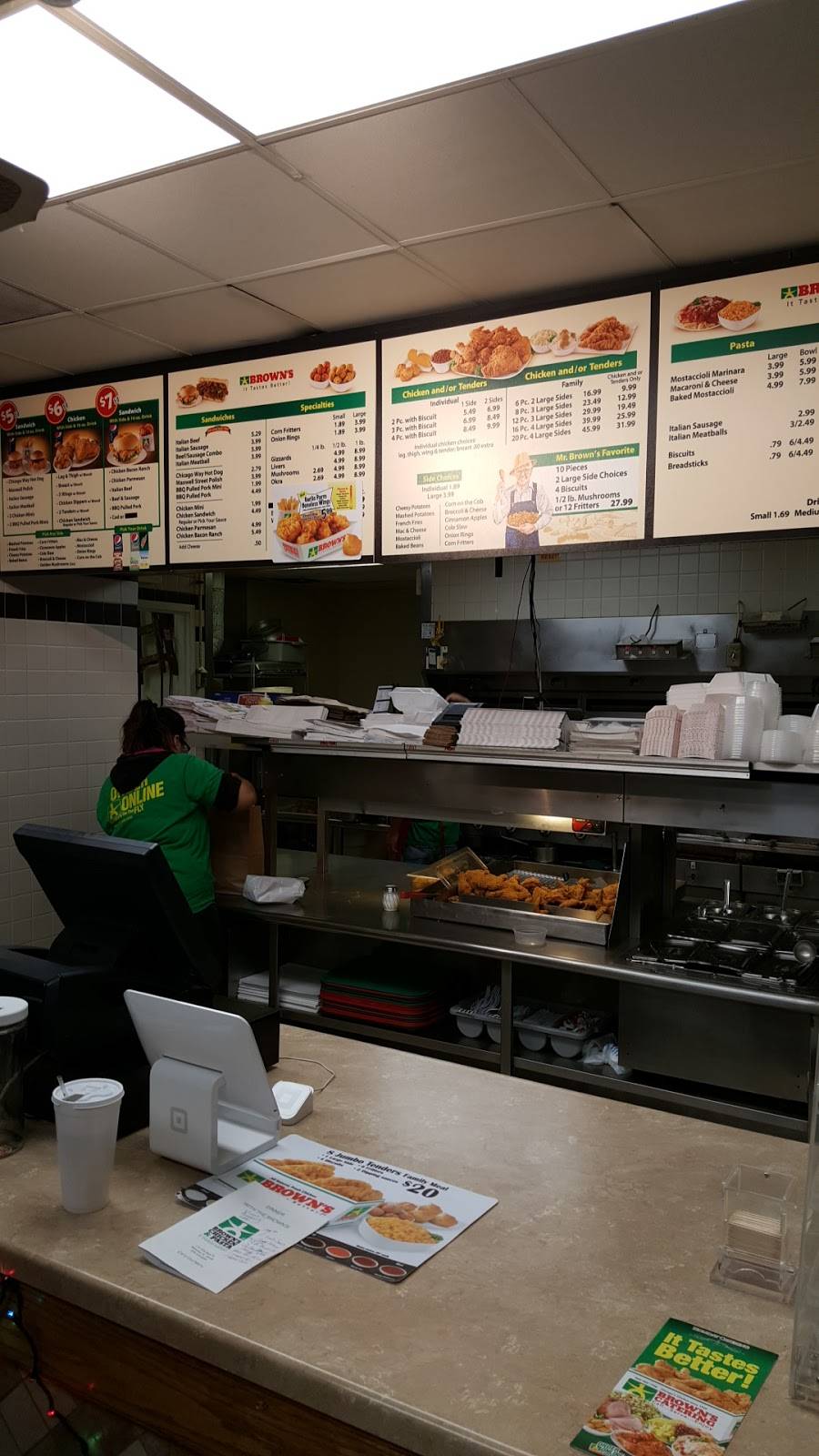 Browns Chicken | restaurant | 1N058 Main St, Carol Stream, IL 60188, USA | 6305100890 OR +1 630-510-0890