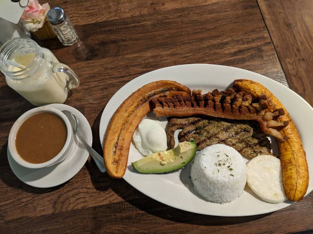 Copacabana Colombian Restaurant | restaurant | 888 Charles St, North Providence, RI 02904, USA | 4017221234 OR +1 401-722-1234