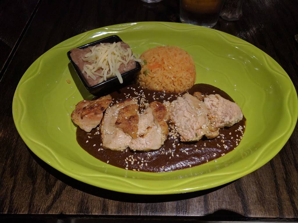 Cafe Con Leche | restaurant | 2714 N Milwaukee Ave, Chicago, IL 60647, USA | 7732894274 OR +1 773-289-4274