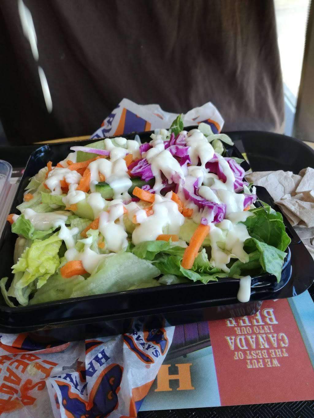 Harveys | restaurant | 5 Windward Dr RR#2, Grimsby, ON L3M 4E8, Canada | 9059457575 OR +1 905-945-7575