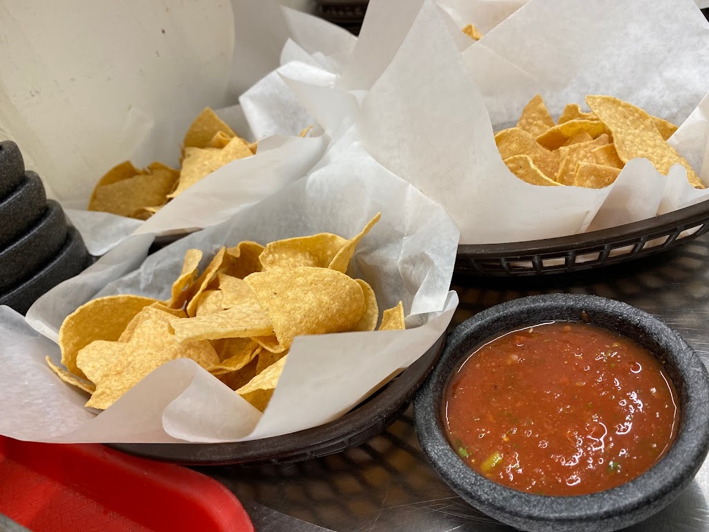 Maria Bonita Mexican Kitchen | restaurant | 2708 E Fort Lowell Rd, Tucson, AZ 85716, USA | 5203265827 OR +1 520-326-5827