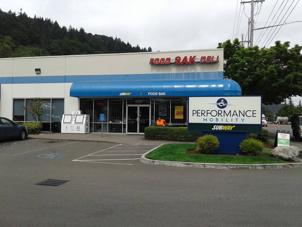 Subway | meal takeaway | 4325 NW Yeon Ave, Portland, OR 97210, USA | 5032952440 OR +1 503-295-2440