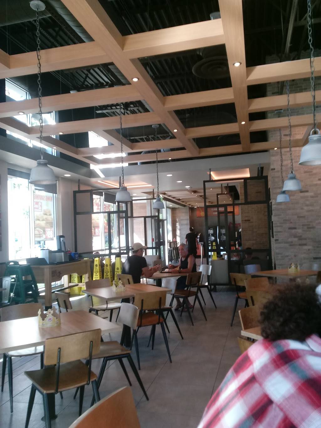 Burger King | restaurant | 910 Arthur Godfrey Rd, Miami Beach, FL 33140, USA | 3056748033 OR +1 305-674-8033