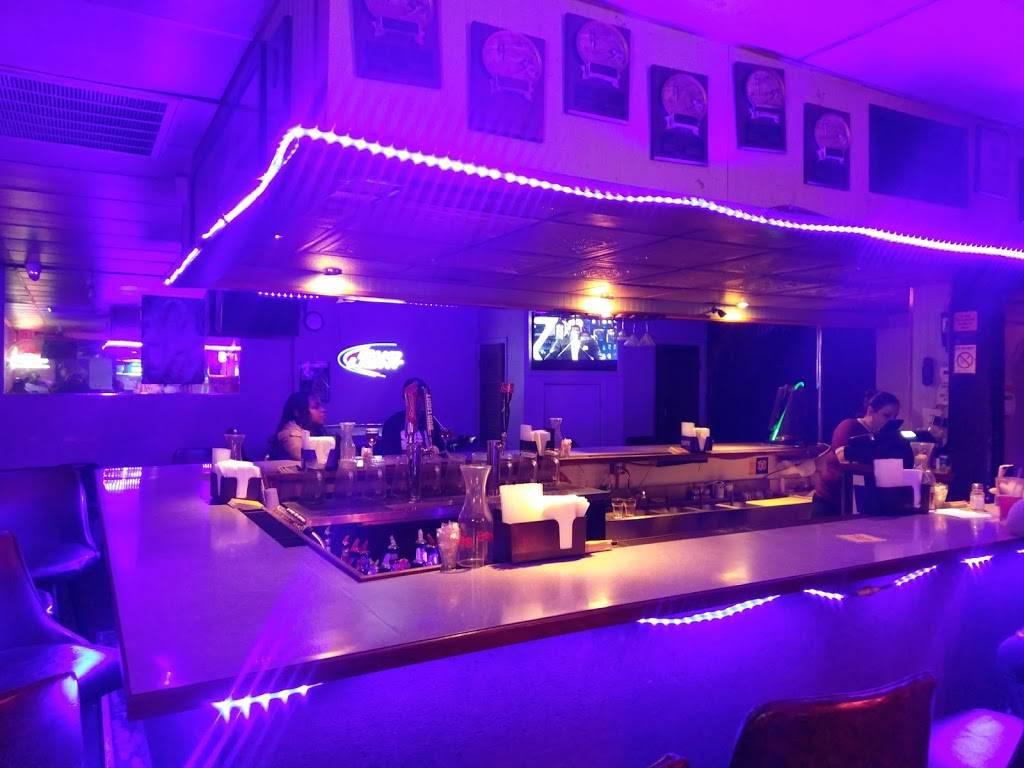 The Place | restaurant | 4859 E Harry St, Wichita, KS 67218, USA | 3166810054 OR +1 316-681-0054